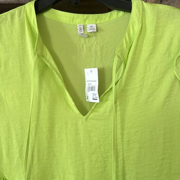 Cato J/M Sportswear size medium 100% Poly- super soft- NWT Lime green - Picture 3 of 4